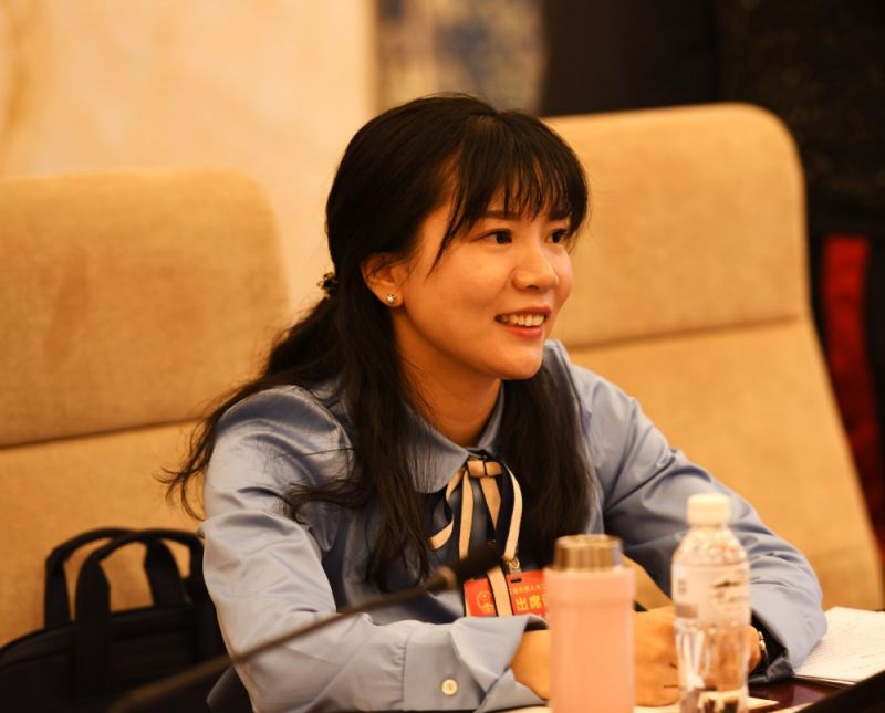 �����ģ�Ϊ���������������������������� Ϊ���������족����