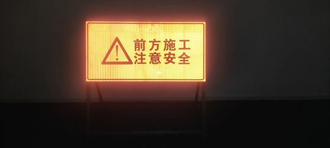 ӫ��ɫ����Ĥ4