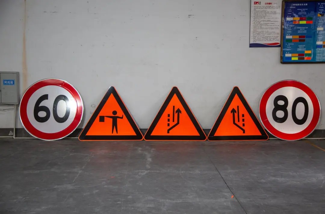 ӫ��ɫ����Ĥ5